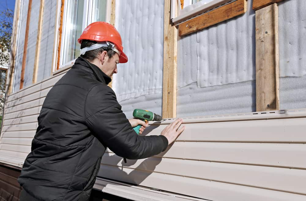 Labor Price to Install Vinyl Siding: Factors, Costs, and Pricing Models